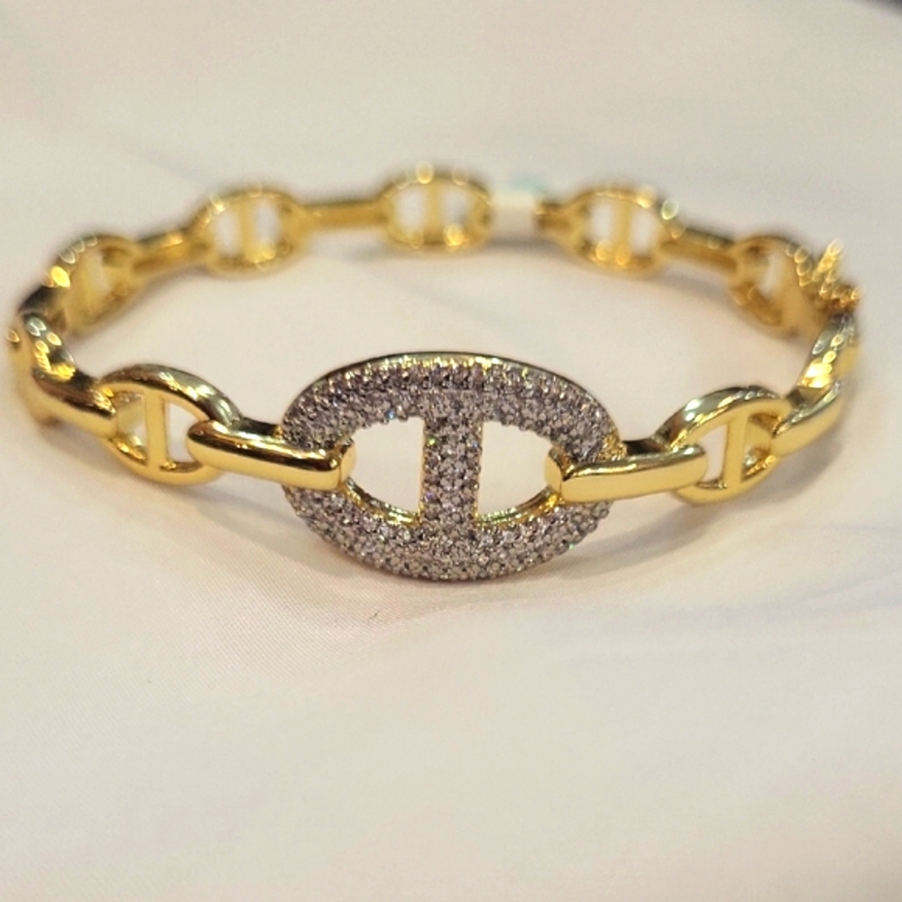 Gold and Silver Interlocking Chain Bracelet with Sparkling Centerpiece